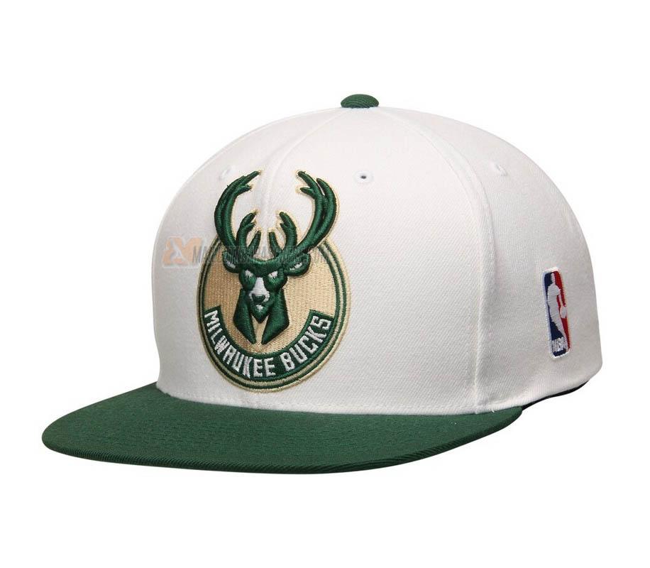 casquette hip hop milwaukee bucks de blanc cas154